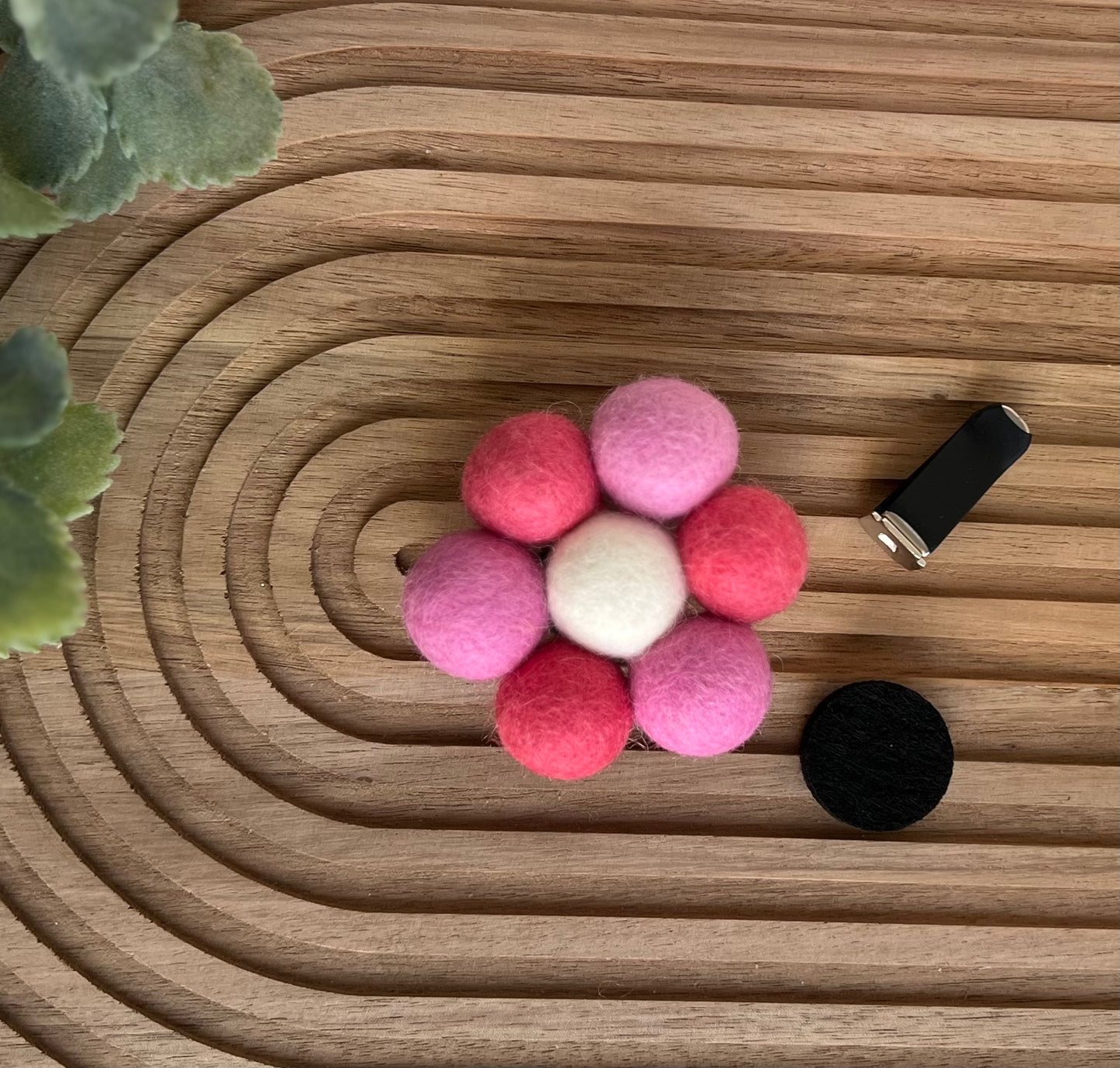Daisy Car Vent Clips
